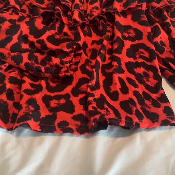 Red and black summer off shoulder top - Picture 4 of 4